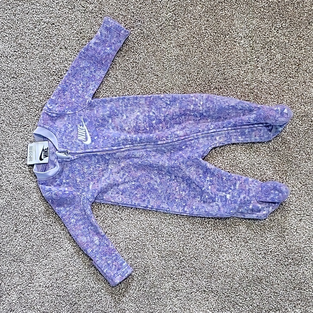 Nike fleece sleeper